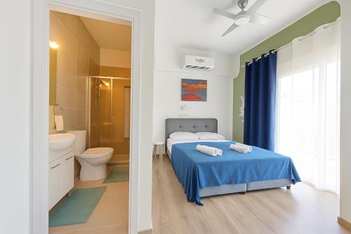 Smart Comfort RoomN8 with Balcony Private Bathroom in best Location Beach 250m