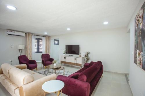 The Oasis Airport pick up WiFi Central