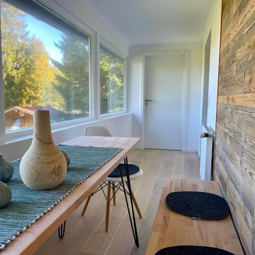 Φωτογραφία από το άλμπουμ του Großzügige FeWo mit Bergblick am Tegernsee σε Bad Wiessee