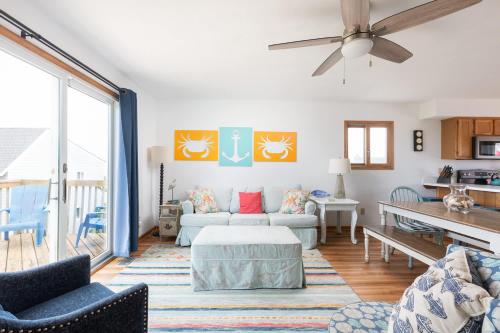 Posezení v ubytování Duck Condo 5 min walk to beach with community pool