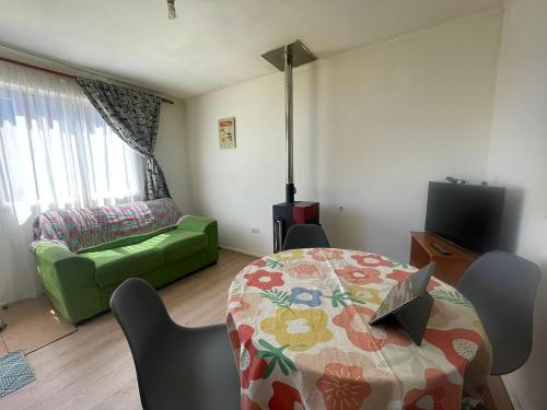 Χώρος καθιστικού στο House in Puerto Varas per day