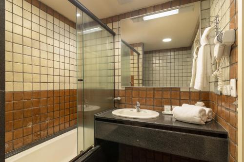 Un baño de Hotel Dan Inn Mar Piedade - Grande Recife By Nacional Inn
