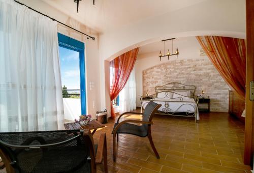 Postel nebo postele na pokoji v ubytování Seascape Villa