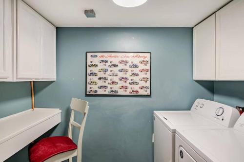 Φωτογραφία από το άλμπουμ του 5 Bedrooms Game Room Studio Room σε Pittsfield