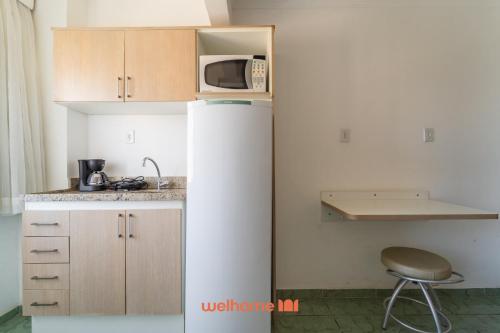 Kuchyň nebo kuchyňský kout v ubytování Apartamento em Macae a 500m da Praia de Imbetiba