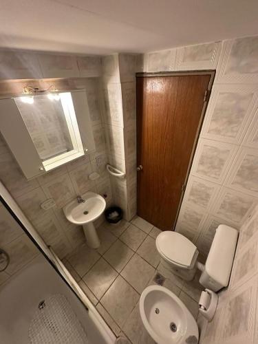 Ένα μπάνιο στο Accommodation in the heart of Mendoza City