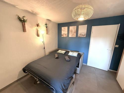 Studio LGM tout confort avec terrasse & parking, Plage à pied