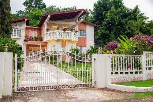 Holistic Wealth Retreat on the Holistic Wealth Trail
