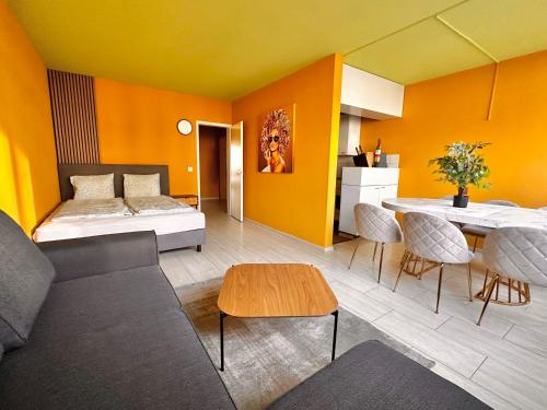 Giường trong phòng chung tại Ferdinands Gateaway inkl Breakfast