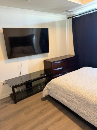 Фотография из галереи 1 Room in a Modern City Condo в городе Вон