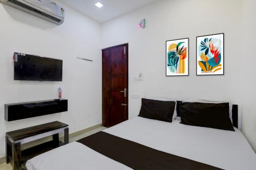 TV/trung tâm giải trí tại Hotel O SERAA RESIDENCY