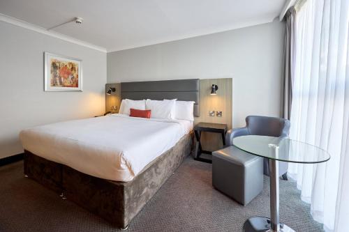 Postel nebo postele na pokoji v ubytování Holiday Inn Newcastle Gosforth Park by IHG