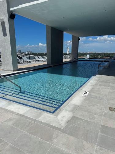 Modern Brickell Apartment Free Parking Pool and Gym photo 27