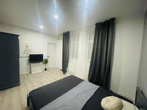 RentHouse ApartHotel Room #12