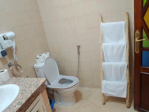 Ένα μπάνιο στο House of Diamonds