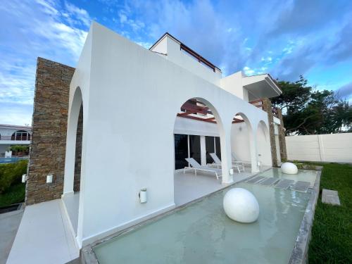 Bygningen som feriehuset ligger i