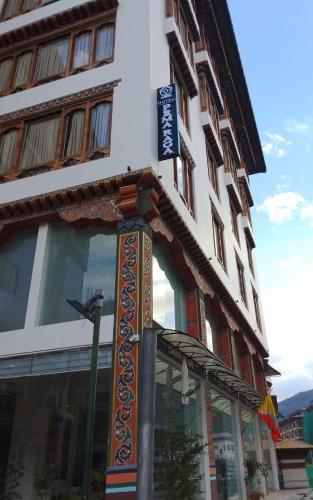 Hotel pema raga