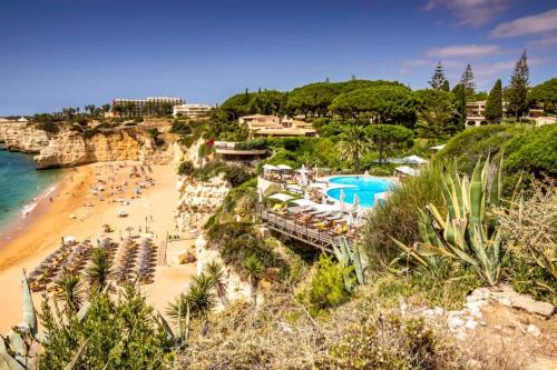 Sea Bliss Your Seaside Retreat in Alporchinhos