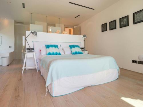 Billede fra billedgalleriet på Villa in Cala Conta with Views i Cala Comte