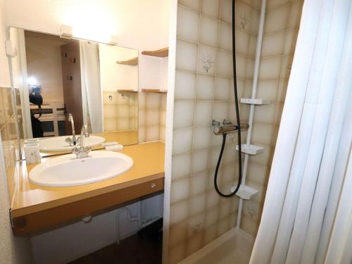Appartement proche mer avec climatisation et piscine - FR-1-307-290
