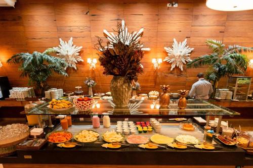 Mad på hotellet eller i nærheden