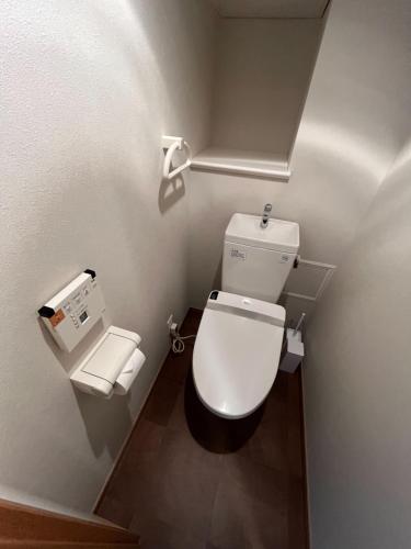 Et badeværelse på Shinbashi Kon Hotel