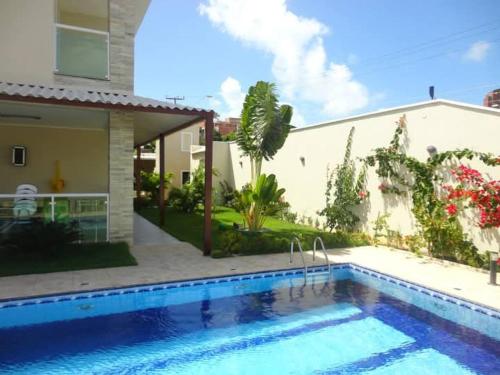 Swimmingpoolen hos eller tæt på Vila Manu