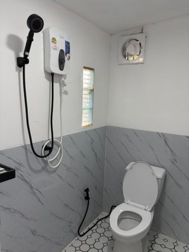 Ванная комната в Kohmook Timberland Resort from Seaview