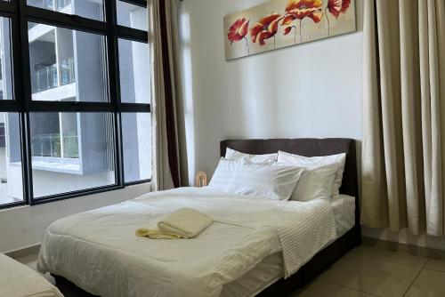 Postel nebo postele na pokoji v ubytování Cozy Stay Pool Atlantis Residence