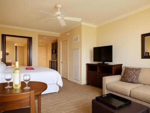 Ảnh trong thư viện ảnh của The Westin Kāʻanapali Ocean Resort Villas- Ocean View STUDIO VILLA ở Lahaina