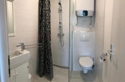 Koupelna v ubytování Apartman Dramalj