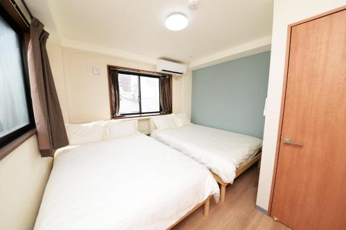 NY House 2新宿三階建て3室2シャワー2トイレ