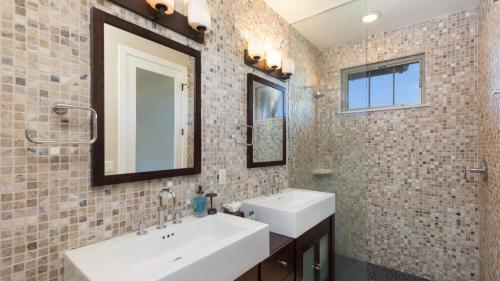 Koupelna v ubytování ❤PiH❤ HARMONY VILLA FREE Resort Pool Waterslide Passes 3 Full Bathrooms Bikes