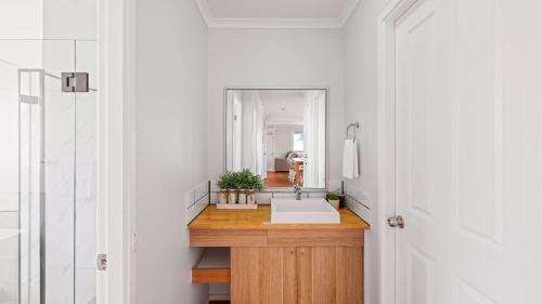 Η κουζίνα ή μικρή κουζίνα στο Riverside Retreat