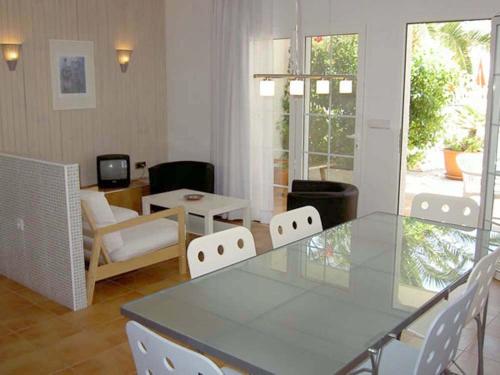 Gallery image of Apartamentos Oasis de las Palmeras in Bolnuevo