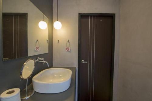 Koupelna v ubytování Maximize Brand New Hostel Udonthani