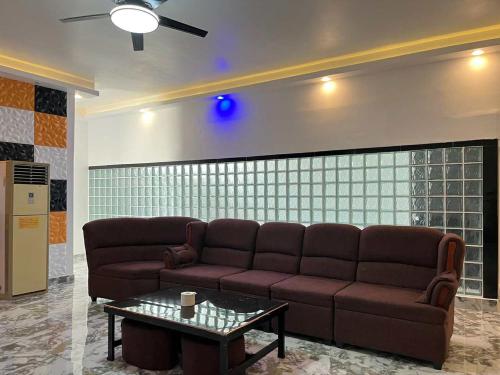 Afbeelding uit fotogalerij van Shiri Hotel Pool Villa 2 쉬리호텔 풀빌라 2 in Silang