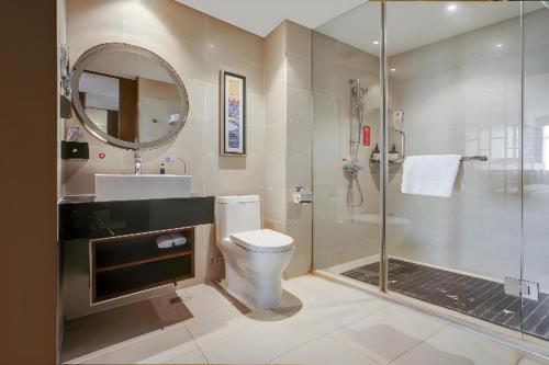 Phòng tắm tại Echeng Hotel Wuhan Optics Valley Square Yangjiawan Metro Station