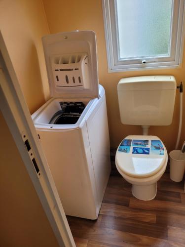 Billede fra billedgalleriet på Mobil home 6 personnes avec Lave Linge et TV i Saint-Jean-de-Monts