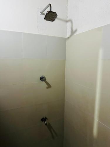 Ένα μπάνιο στο Pawana Hotel