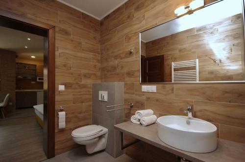 Kúpeľňa v ubytovaní Mosoly Deluxe Apartman