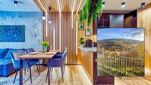 Apartament PlantLux z widokiem na góry i sauną w budynku