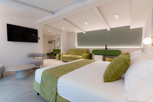 Postel nebo postele na pokoji v ubytování CA' DO' Guest House