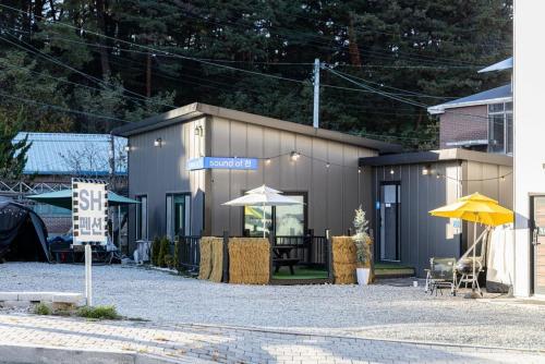 Bygningen som pensionatet ligger i