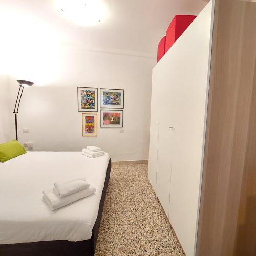 GuestHost - Sant'Ambrogio Modern Studio