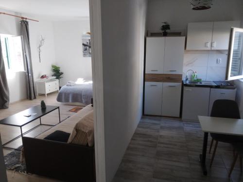 Apartman DOTA