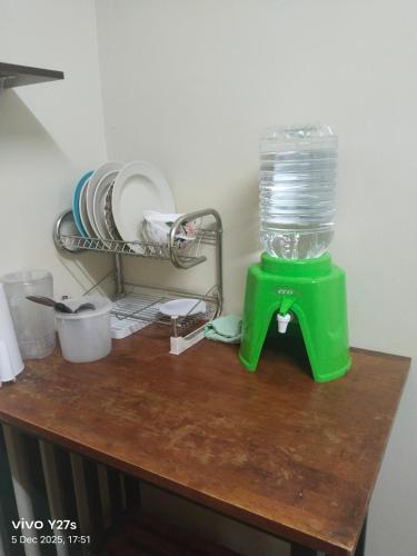 Kuchyň nebo kuchyňský kout v ubytování Parit Raja Kembar 3 Unit Homestay