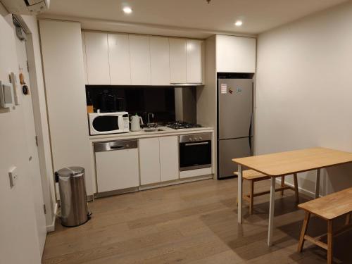 Η κουζίνα ή μικρή κουζίνα στο Room in Footscray