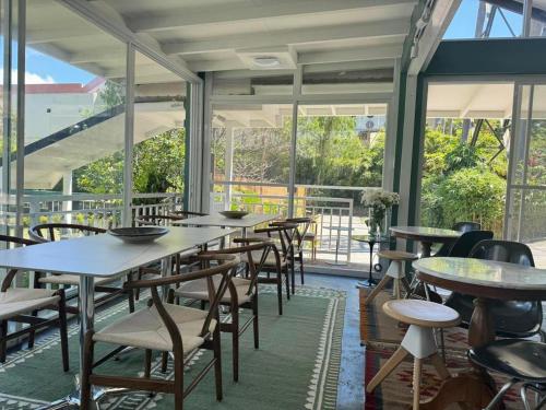 Nhà hàng/khu ăn uống khác tại The Carmelence Place by cerilos