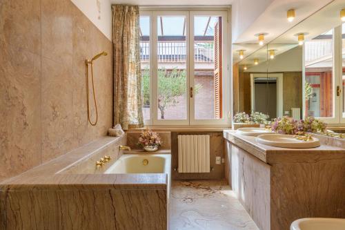 Billede fra billedgalleriet på VILLA LIA 10, Emma Villas i Ascoli Piceno